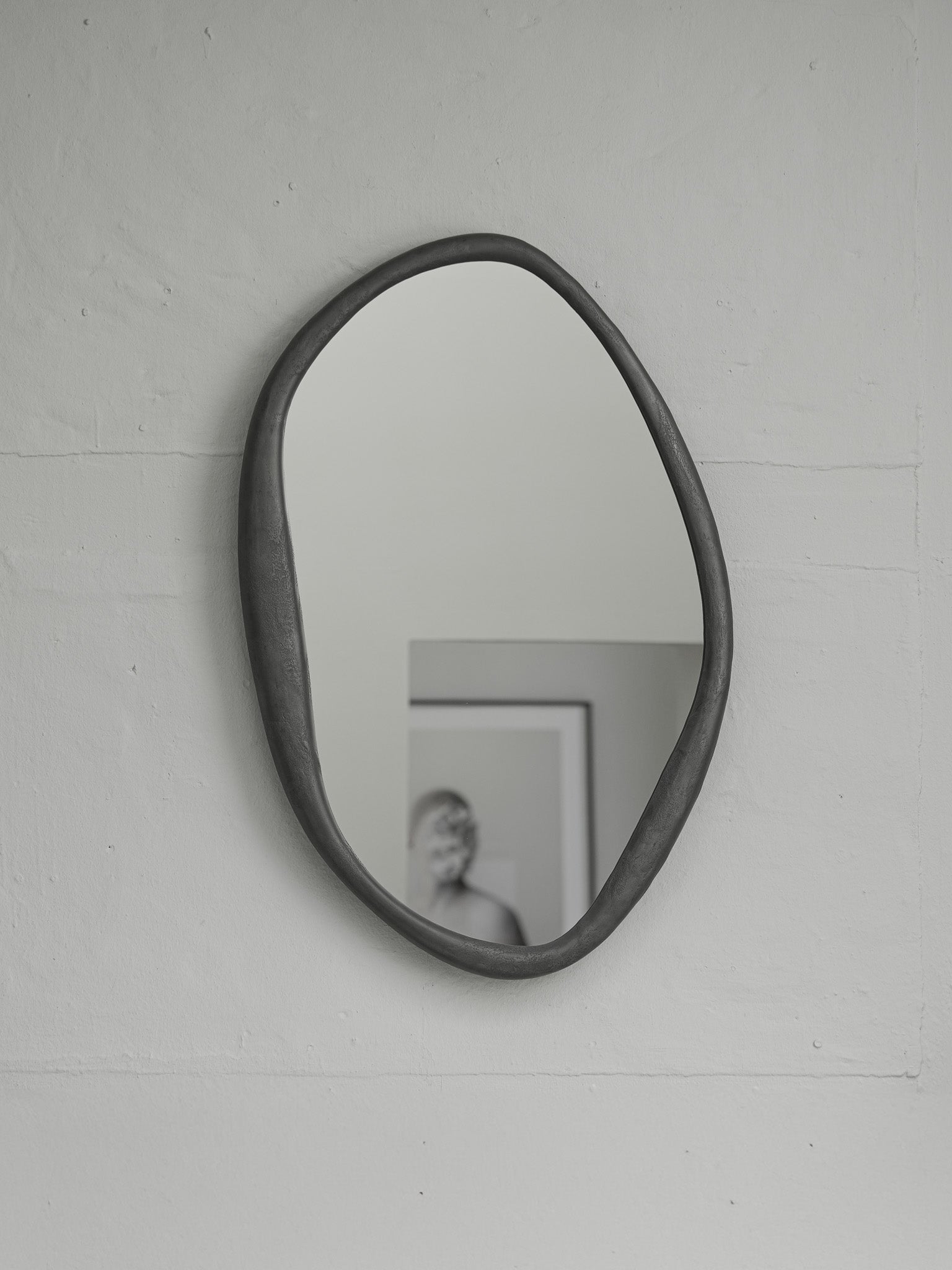 PERFUMER MIRROR