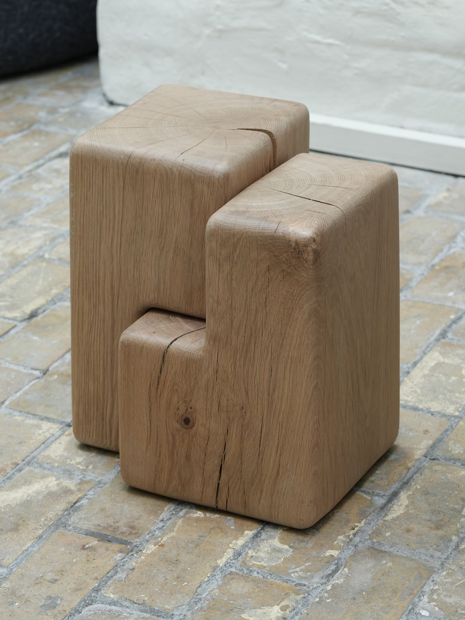 DUO PLINTH