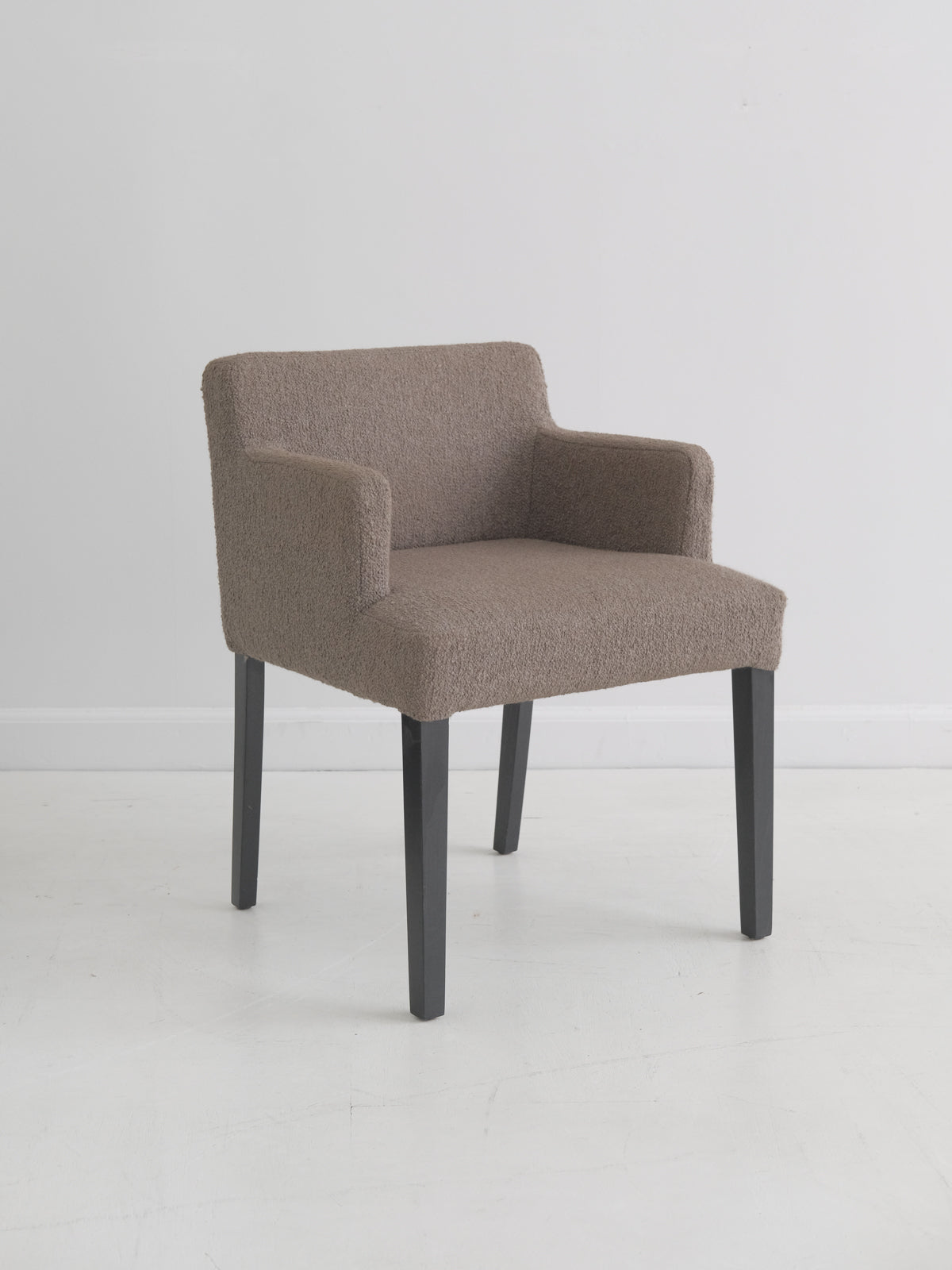 Sella Dining Chair