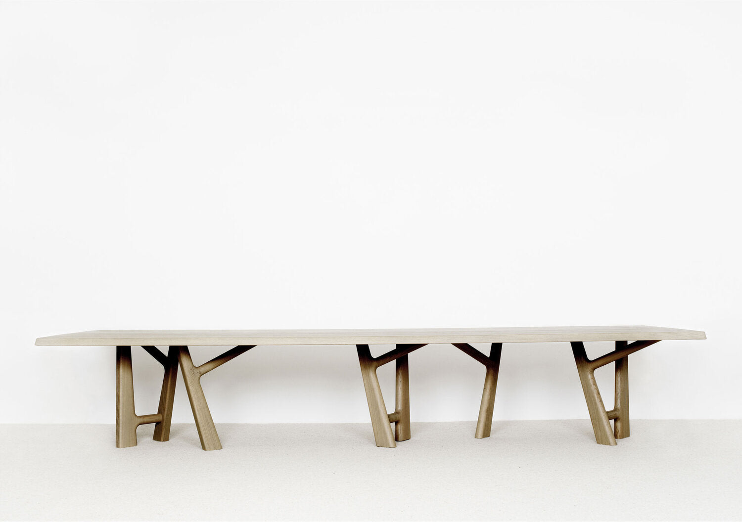 Ybu Dining Table